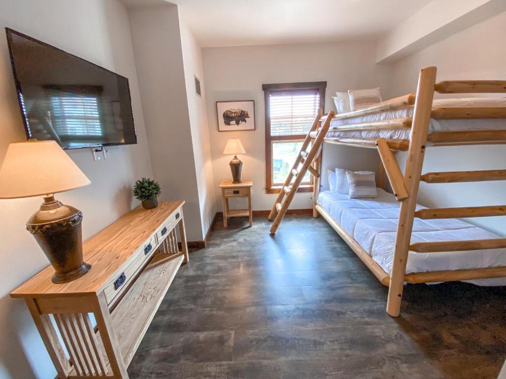 Remodeled Ski In-Out - 305 Soaring Eagle - Luxury! Dunmore Buitenkant foto
